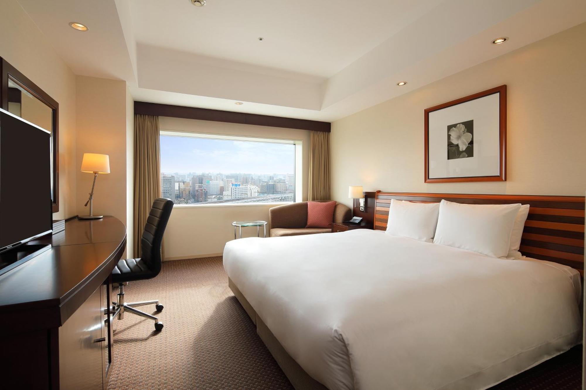 Ana Crowne Plaza Okayama By Ihg Hotell Exteriör bild