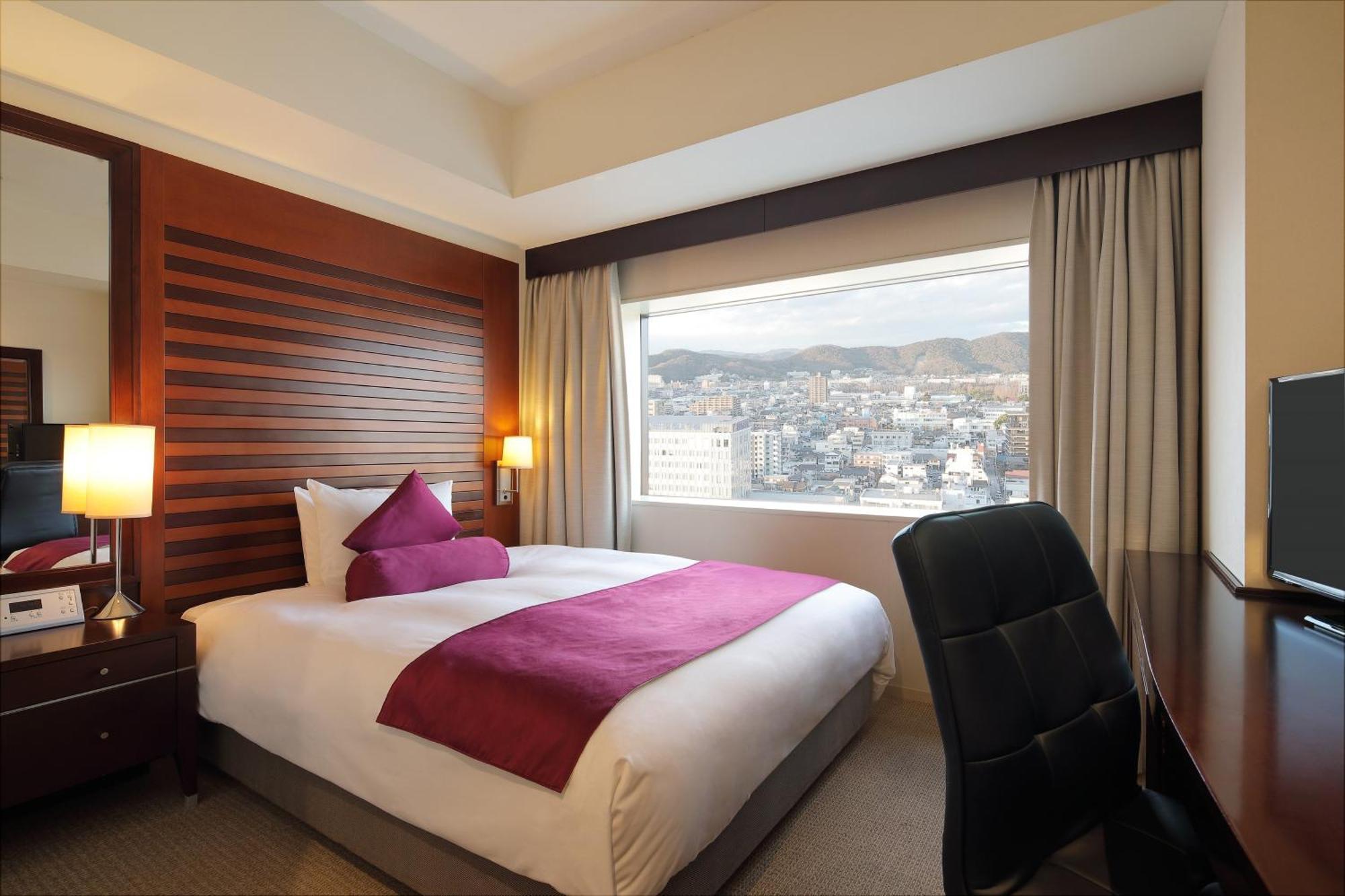 Ana Crowne Plaza Okayama By Ihg Hotell Exteriör bild