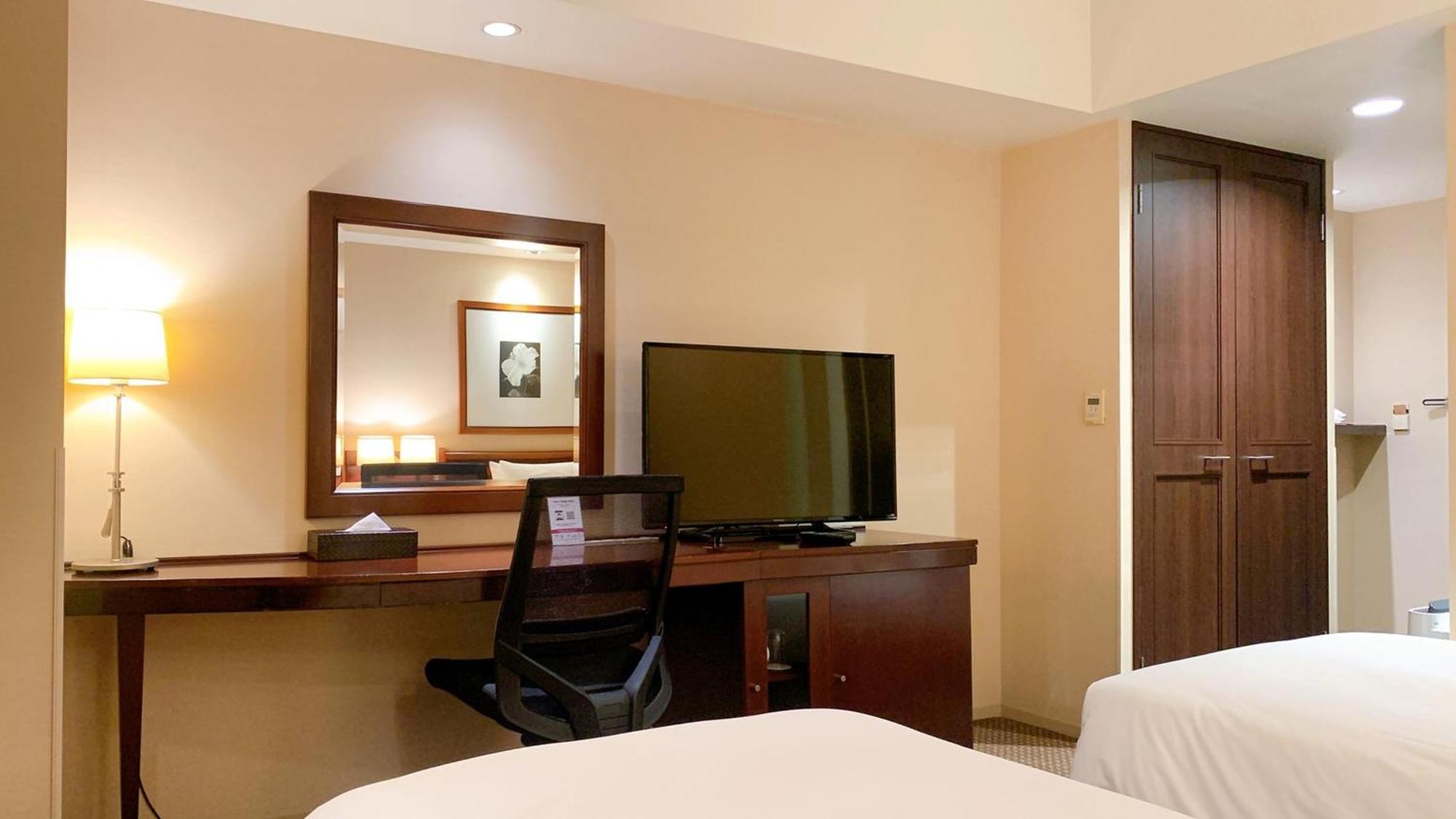 Ana Crowne Plaza Okayama By Ihg Hotell Exteriör bild